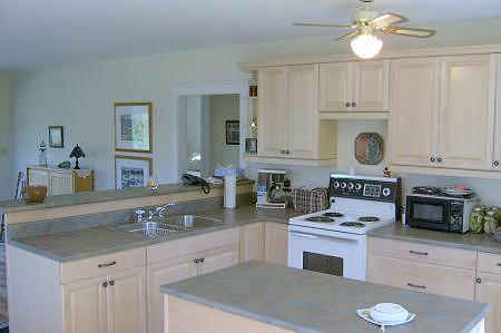 nice kitchen!