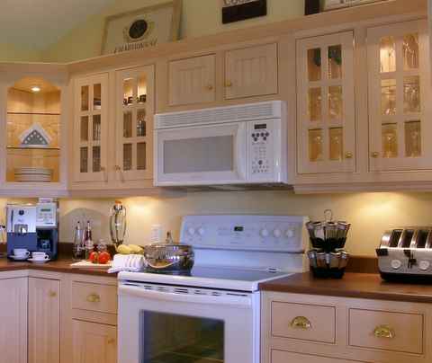 Cottage Kitchen