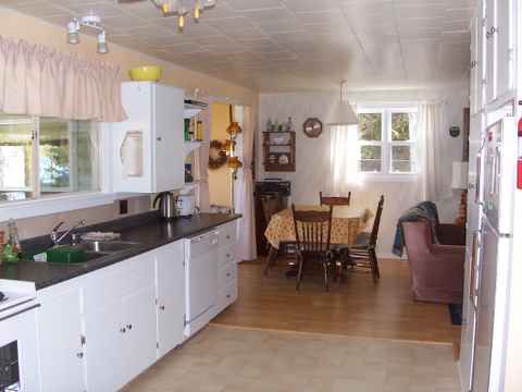 cottage kitchen