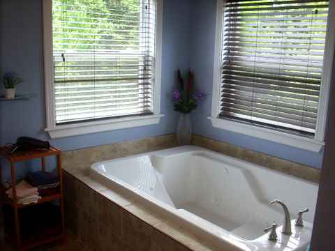 Jacuzzi Tub
